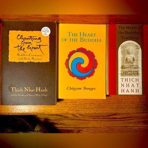 Thich Nhat Hahn, heart of the Buddha books